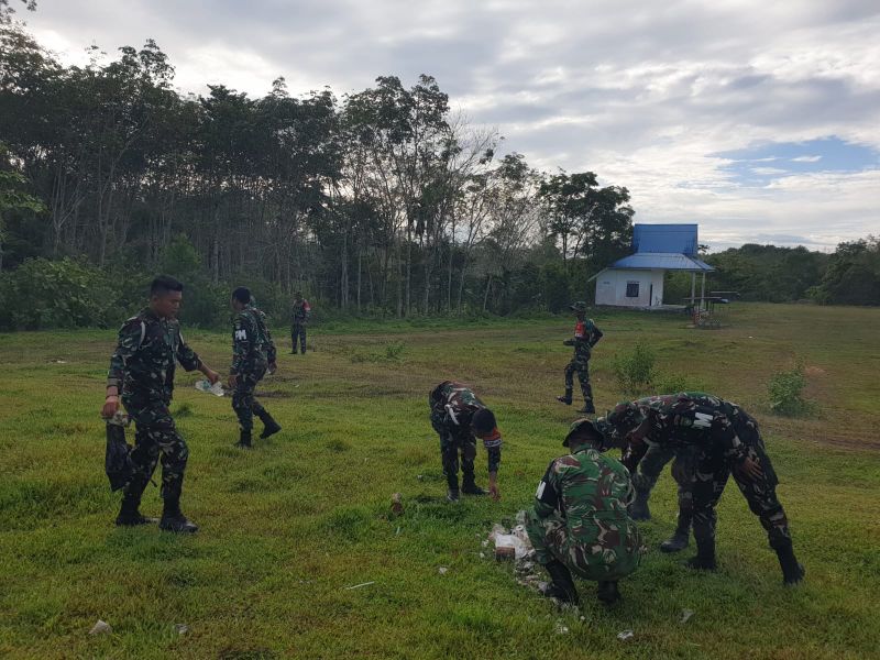 Karya Bhakti bersama masyarakat Desa Sebadai Hulu