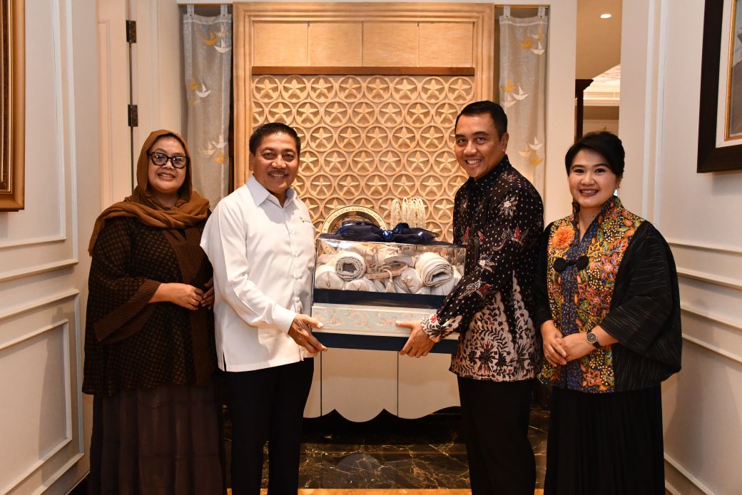 Pangkoarmada I Laksda TNI Haris Bima Bayuseto melaksanakan anjangsana ke kediaman mantan Kepala Staf Angkatan Laut, Laksamana TNI (Purn) Prof. Dr. Marsetio, M.M.