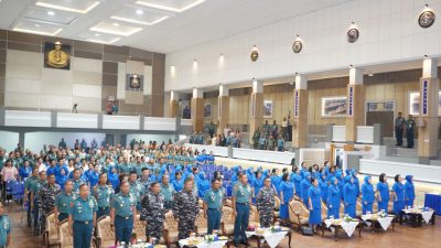 Melalui harmoni suara puji-pujian, Koarmada II terus memupuk kebersamaan dan menghadirkan energi positif