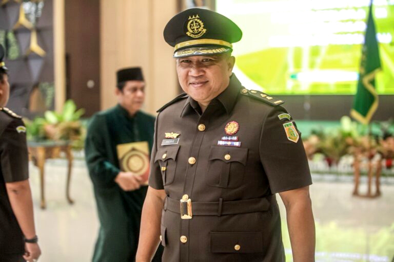 Dr. Andrie Wahyu Setiawan, SH., S.Sos., MH.