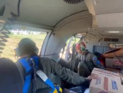 TNI AL Terjunkan Heli Panther, Kirim Bantuan Vital untuk Korban Bencana di Sibolga
