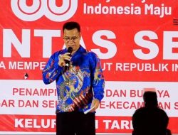 Bupati Buka Pentas Seni Kelurahan Tarempa, Warga Semangat Antusias