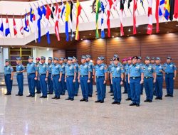 Kasal Pimpin Moment Historis, 35 Pati TNI AL Naik Pangkat, 15 Purnawirawan Dilepas Dengan Penghargaan