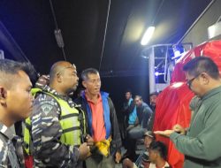 TNI AL Kirim Bantuan Darurat via KRI ke 5 Desa Terisolir di Aceh