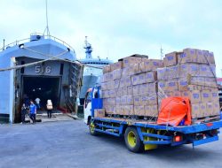 TNI AL Bergerak Cepat, Unsur Laut, Udara, dan Darat Dikerahkan untuk Korban Bencana