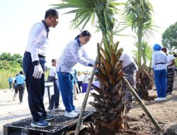 KASAL Tanam Pohon Lontar dan Resmikan Food Court Hijaukan Alam