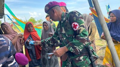 Posko Kesehatan di Daerah Pengungsian Kuala Cangkoi, Kecamatan Lapang, Aceh.