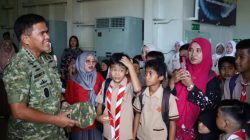 Turun Langsung di Sumbar: Pengobatan Massal dan Trauma Healing bagi Korban Banjir Dipantau KASAL