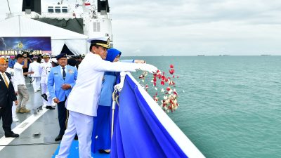 Tabur Bunga Kepala Staf Angkatan Laut (Kasal) Laksamana TNI Dr. Muhammad Ali