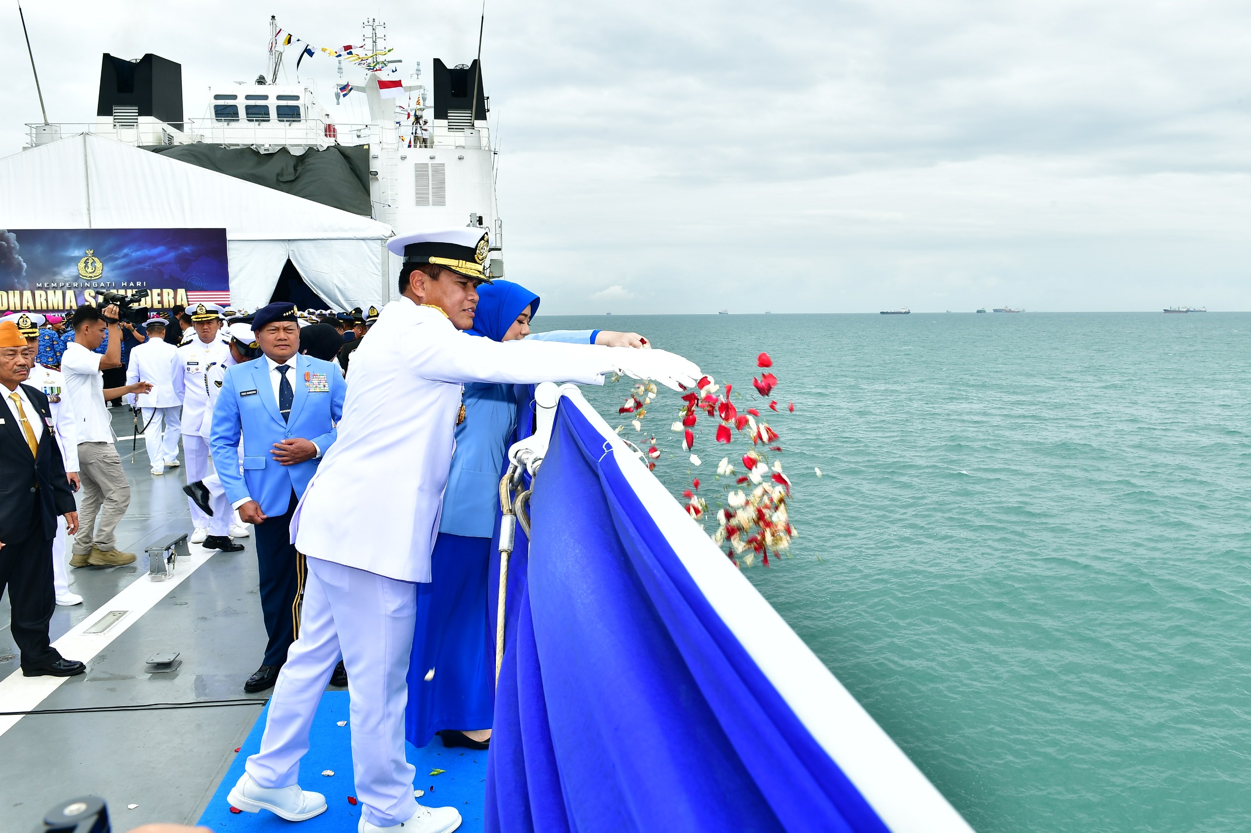 Tabur Bunga Kepala Staf Angkatan Laut (Kasal) Laksamana TNI Dr. Muhammad Ali