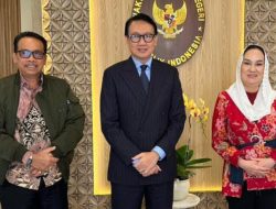 Bupati Natuna Bahas Kunjungan Dubes AS dan Strategi Diplomasi Perbatasan dengan Wamenlu RI