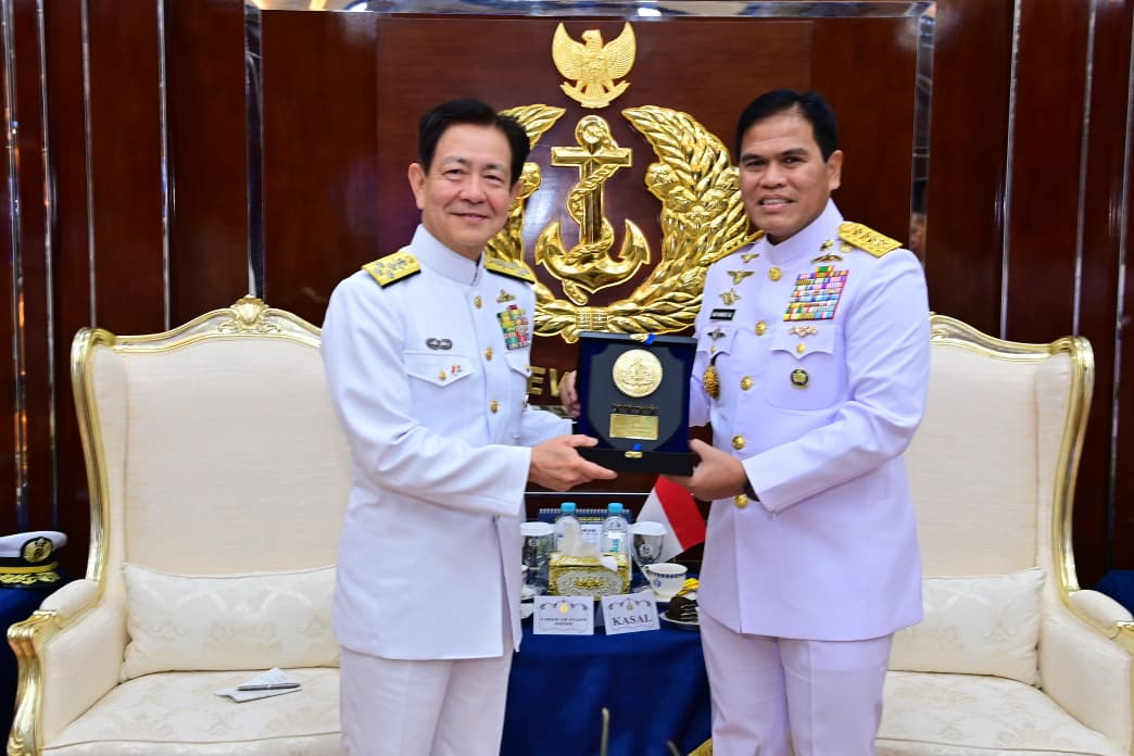 Diplomasi Maritim, Kerja Sama TNI AL Jepang, Kasal Muhammad Ali, Admiral Saito Akira,