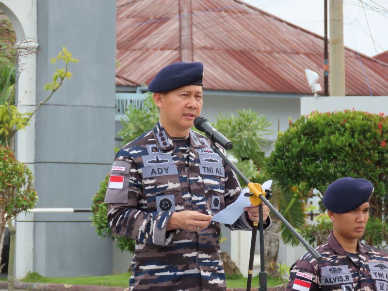 Danlanal Ranai, Kolonel Laut (P) Ady Dharmawan