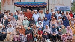 Ikatan Warga Kampar Natuna (IWKN), menggelar tradisi Balimau Kasai di Pantai Piwang