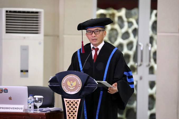 Laksamana Pertama TNI DR.Arif Badrudin, M.Mgt., Stud.,