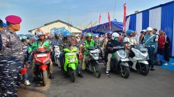 Ribuan Pemudik Tiba di Semarang Naik KRI Banda Aceh 593, TNI AL Hadirkan Mudik Laut Aman dan Nyaman