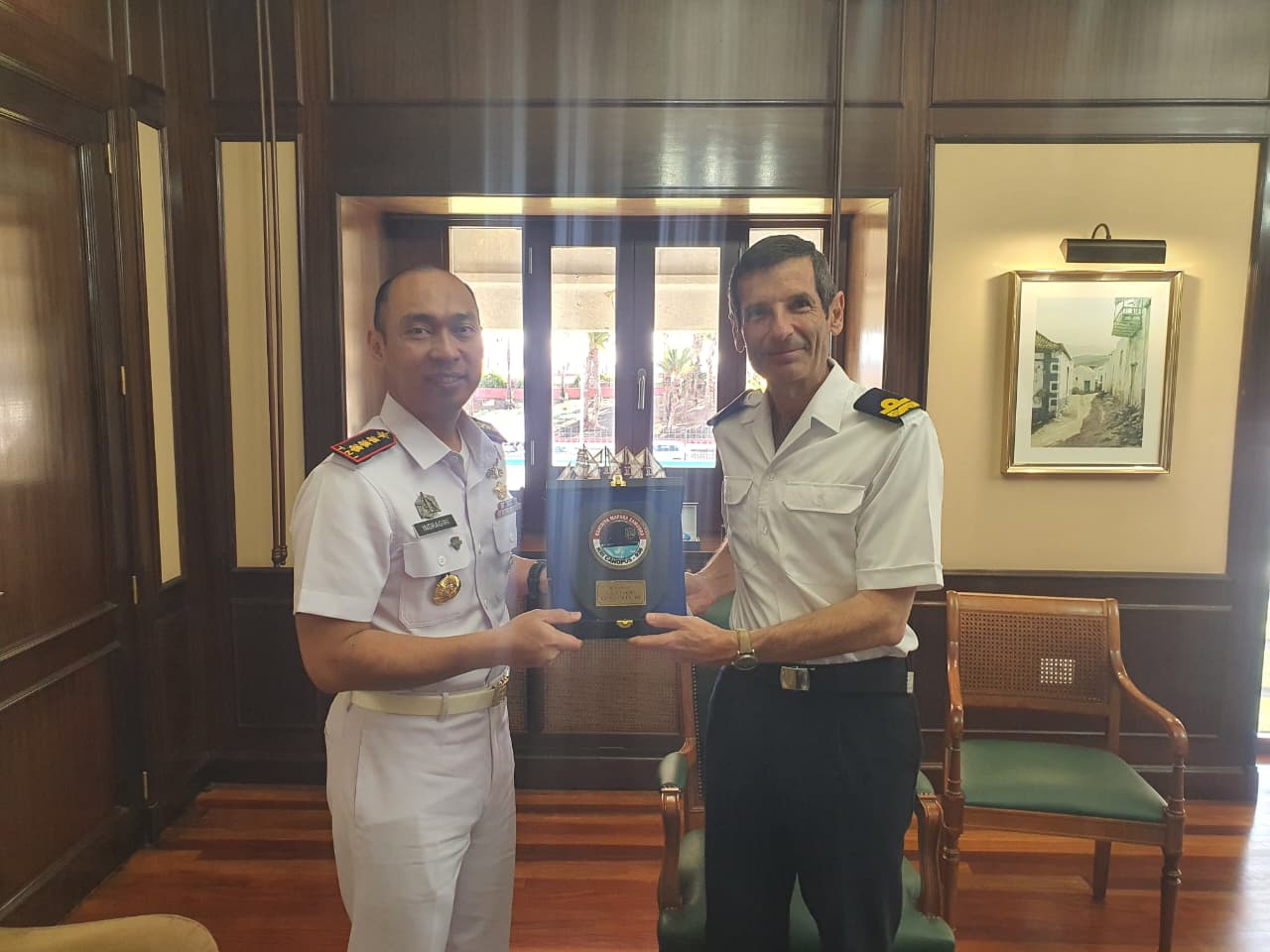 Komandan KRI Canopus-936 yang merupakan Kapal Bantu Hidro-Oseanografi terbaru milik TNI AL