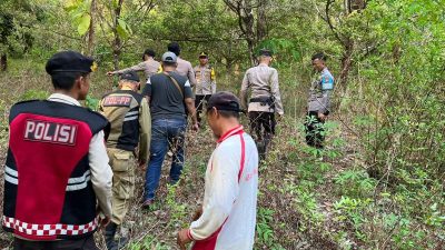 Polsek Midai Bersama Warga