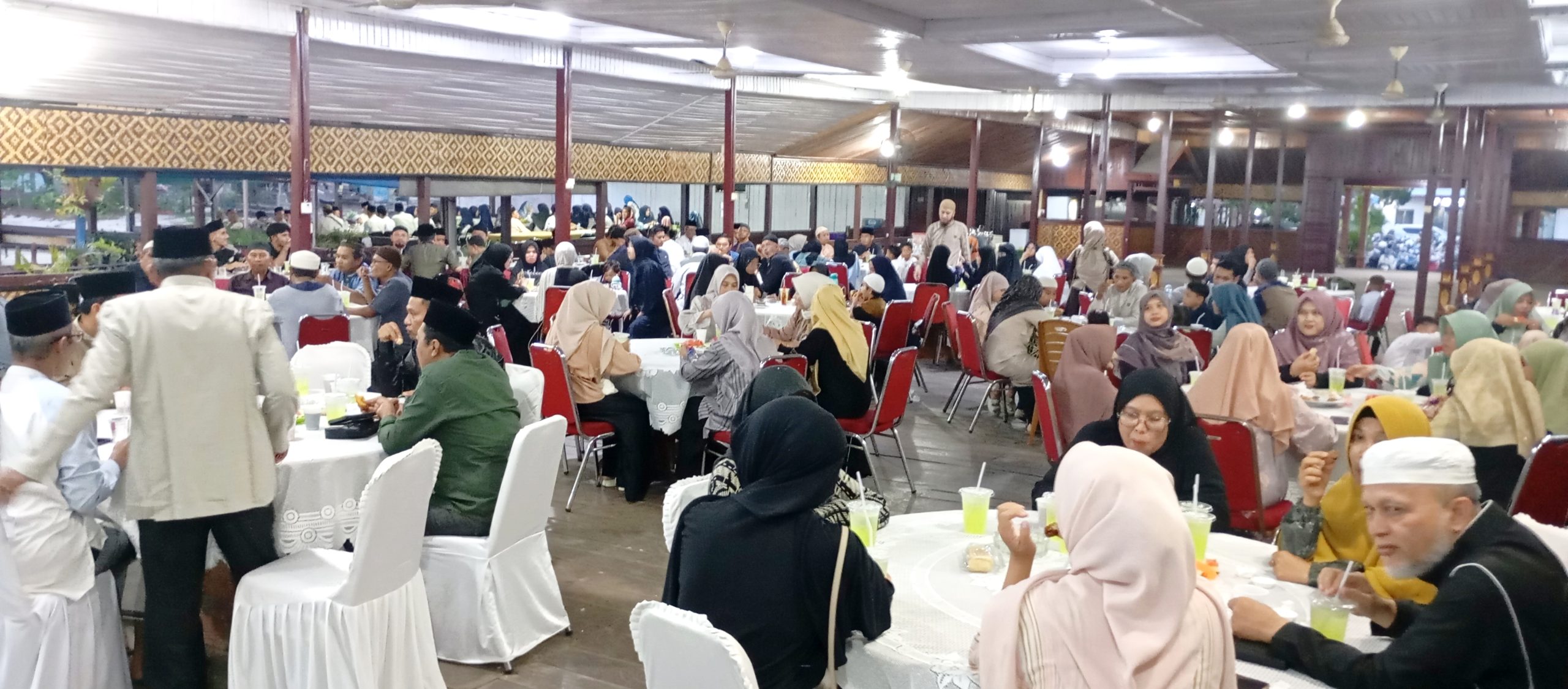 Momen Religi dan Sosial Meriahkan Ramadhan