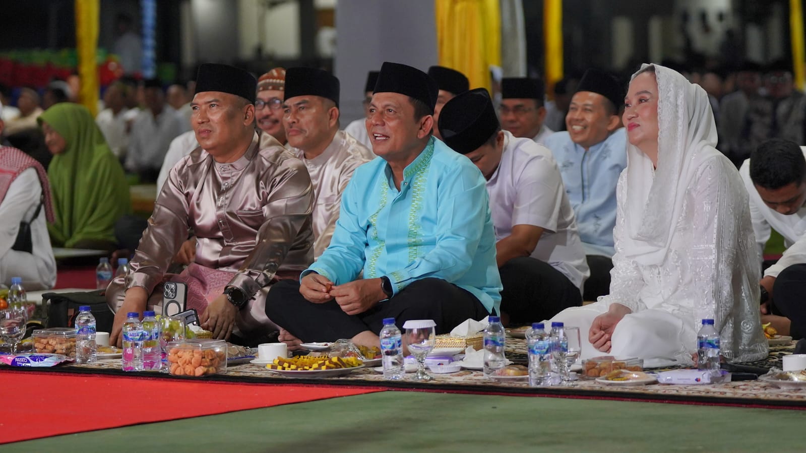Gubernur Kepri Ansar Ahmad dan Bupati Natuna Cen Sui Lan kompak gandeng tangan dalam Halal Bihalal.