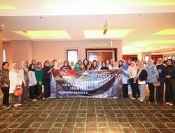 Pangkoarmada II dan Keluarga Besar Koarmada II Nobar Film Heroik TNI AL The Hostage’s Hero