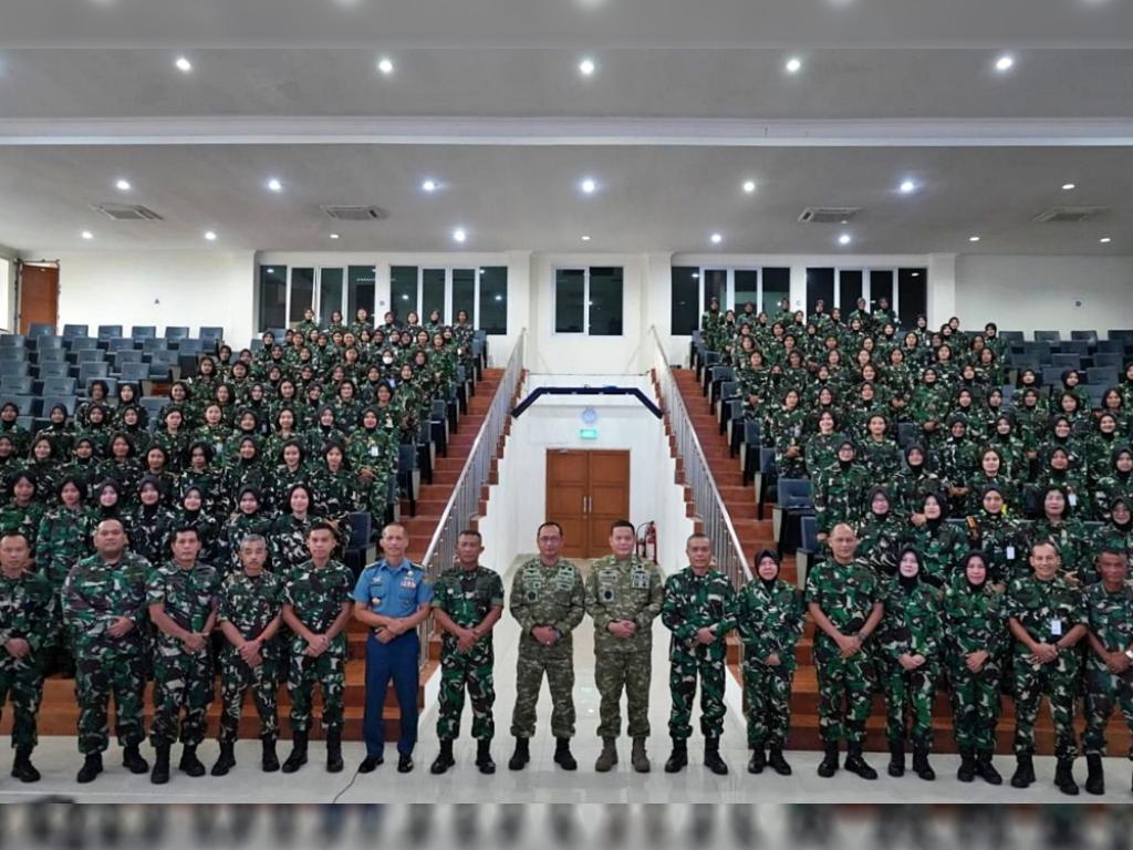 Dinas Pembinaan Mental Angkatan Laut (Disbintalal) melaksanakan kegiatan Pembekalan Pembinaan Mental dan Konseling bagi Korps Wanita TNI Angkatan Laut (Kowal)