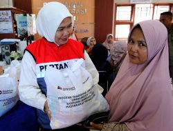 Pertamina Patra Niaga Regional Sumbagut Hadirkan Pasar Murah untuk 1000 Warga di Padang