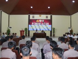 Pastikan Pelayanan Presisi, Kombes Nugroho Dwi Karyanto Bekali Polres Natuna Evaluasi Kinerja Itwasda