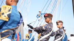 Satgas KJK 2026 Bawa Misi Persahabatan, Taruna AAL Berinteraksi Erat dengan Republic of Singapore Navy