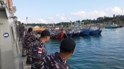 Danlanal Ranai Tinjau Posal Serasan dan Ikuti Kolaborasi Pengabdian di Ujung Negeri: Sinergi TNI untuk Masyarakat Perbatasan