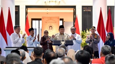 Kepala Negara saat memberikan sambutan pada acara peresmian Museum Ibu Marsinah dan Rumah Singgah di Desa Nglundo, Kecamatan Sukomoro, Kabupaten Nganjuk, Jawa Timur, pada Sabtu (16/05/2026).