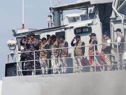 Implementasi Amanah Kasal, KRI Hiu 634 Lepas Ekspedisi Rupiah Berdaulat 2026 di Karimunjawa