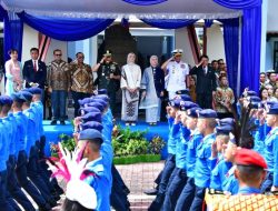 Kepala Staf Angkatan Laut Dampingi Panglima TNI pada Upacara Prasetia Alumni SMA Taruna Nusantara Angkatan 34