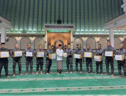 Kolinlamil TNI AL Wakafkan Al-Qur’an dan Gelar Bakti Sosial di Masjid Agung Jateng: Wujud Pengabdian Prajurit
