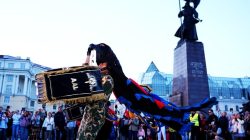 Genderang Suling Gita Jala Taruna AAL Pukau Ribuan Warga Vladivostok di Puncak Hari Besar Rusia 2026