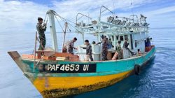 Jalesveva Jayamahe di Perbatasan: TNI AL Kawal Pemulangan Kapal Ikan Asing ke Malaysia