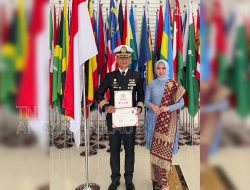 Kolonel Marinir Yudo Herdyanto Raih Tiga Penghargaan Bergengsi di National Defence University Tiongkok