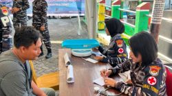 Amanah Kasal di Perairan Weda: KRI Bawal 875 Gelar Bakti Kesehatan dan Sembako Masyarakat Pesisir Maluku Utara