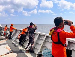 Amanah Kasal Laksamana Muhammad Ali untuk Rakyat: KRI Marlin-877 Dikerahkan Cepat Operasi SAR KLM Nurul Salsa 01 Tenggelam