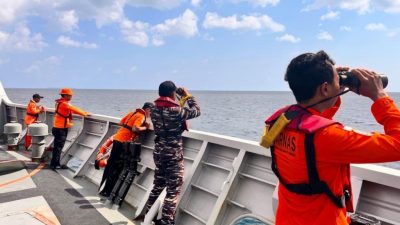 Amanah Kasal Laksamana Muhammad Ali untuk Rakyat: KRI Marlin-877 Dikerahkan Cepat Operasi SAR KLM Nurul Salsa 01 Tenggelam