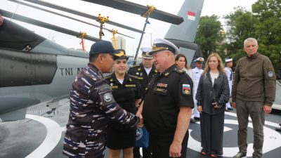 Jalesveva Jayamahe RUSIA