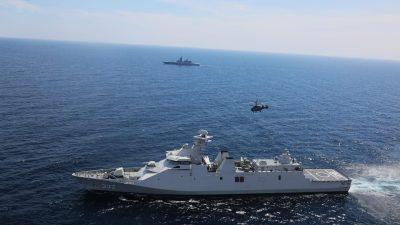 KRI I Gusti Ngurah Rai 332 Tuntaskan Sea Phase Latma Orruda 2026: Asah Interoperabilitas hingga Anti Drone di Perairan Vladivostok