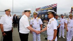 Kepala Staf Angkatan Laut (KASAL) Laksamana TNI Dr. Muhammad Ali, didampingi Panglima Komando Armada Republik Indonesia (Pangkoarmada RI) Laksamana Madya TNI Dr. Denih Hendrata, melakukan kunjungan strategis ke markas Satuan Tugas (Satgas) Bilateral Exercise Orruda 2026 di Vladivostok, Rusia