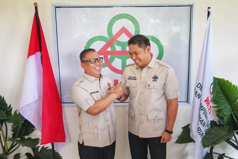 Wakil Gubernur Kepulauan Riau, Nyanyang Haris Pratamura, resmi dilantik sebagai Ketua Dewan Pimpinan Daerah (DPD) Himpunan Kerukunan Tani Indonesia (HKTI)