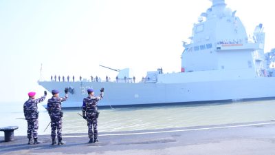 Pangkoarmada RI Pimpin Apel Gelar Kesiapan Matra Laut Latopsfib 2026: Drone Kamikaze hingga USV Siap Diuji