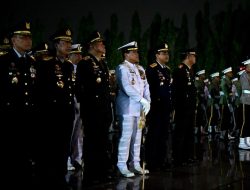 HUT ke 81 RI: Presiden Prabowo Pimpin Apel Kehormatan dan Renungan Suci, Kasal Laksamana Muhammad Ali Hadir Beri Penghormatan
