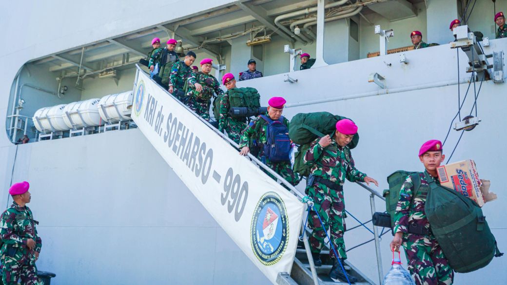 KRI dr Soeharso 990