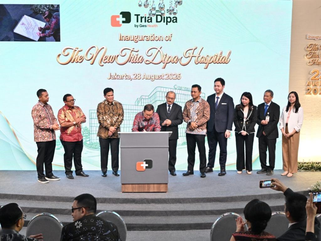 Kepala Staf Angkatan Laut (Kasal) Laksamana TNI Dr. Muhammad Ali menghadiri peresmian Rumah Sakit Tria Dipa. Jakarta Selatan