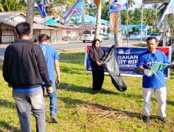 Gotong Royong Partai Demokrat dan Warga Natuna Bersihkan Pantai Teluk Selahang, Wujudkan Gerakan Langit Biru Indonesia Asri