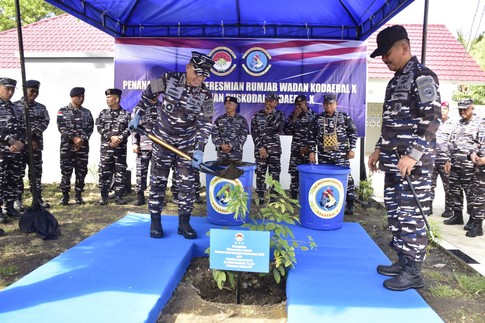 Peninjauan Fasilitas dan Pembangunan Infrastruktur